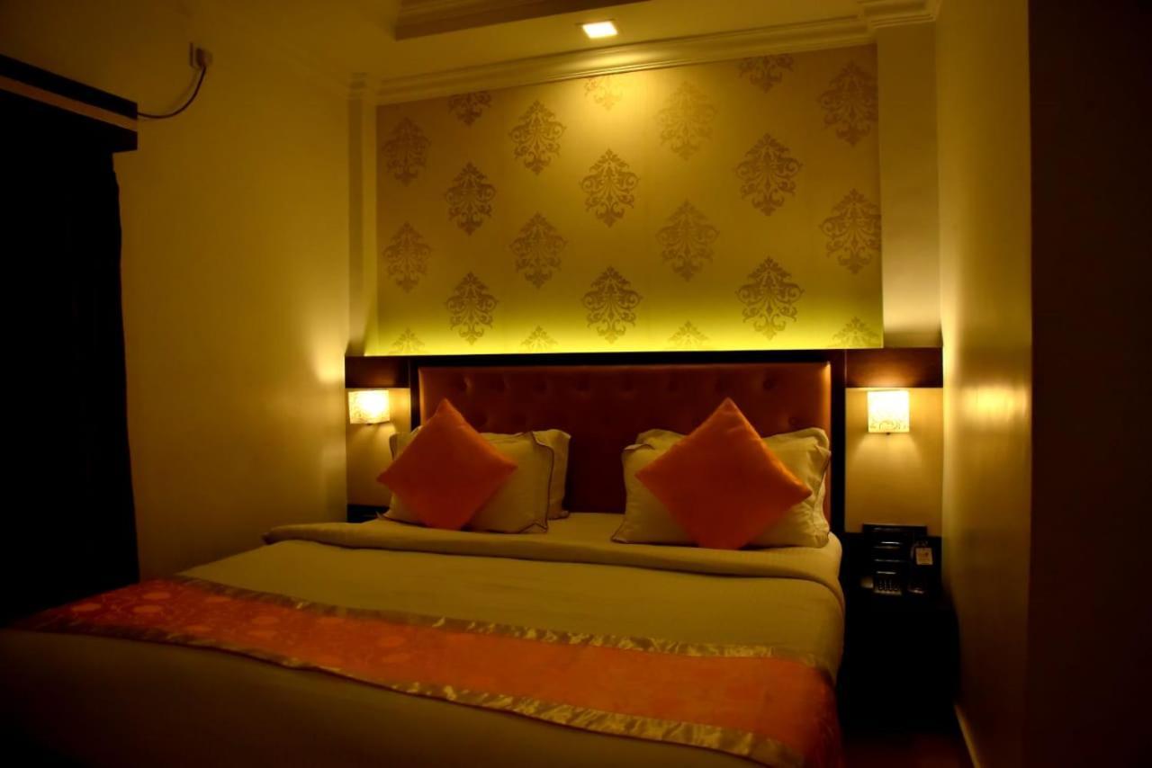 The Grand Krishna Luxury Hotel Chikmagalur Bagian luar foto